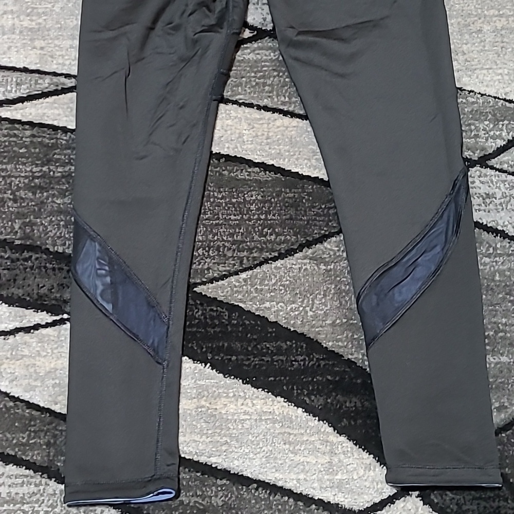 VS PINK 2015 ULTIMATE REVERSIBLE MESH LOGO LEGGINGS - Picture 8 of 15